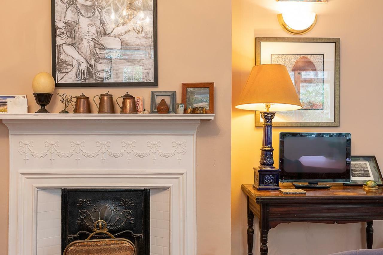 ロンドンJoivy Splendid Flat With Garden Near Battersea Parkアパートメント エクステリア 写真